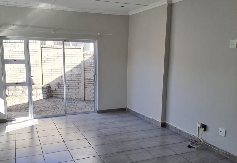 3 Bedroom Property for Sale in Nahoon Valley Park Eastern Cape